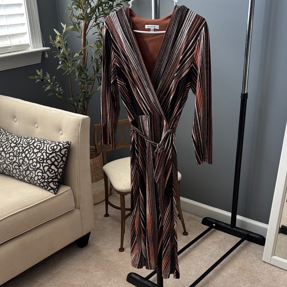 Sandra Darren Long Sleeve Dress with Stripes